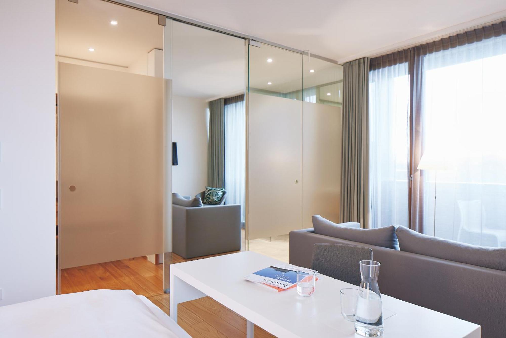 Hotel Am See Hard Bagian luar foto